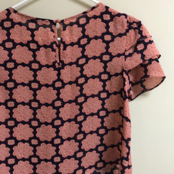 Cute patterned top - Picture 3 of 3